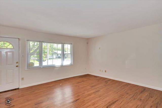 21946 Merrill Avenue, Sauk Village, IL 60411