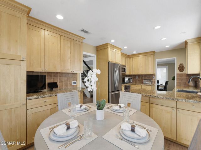 5426 Cedarhaven Drive, Agoura Hills, CA 91301