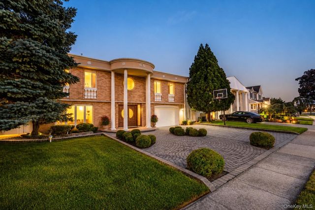 3153 Lee Place, Bellmore, NY 11710