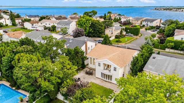 3153 Lee Place, Bellmore, NY 11710