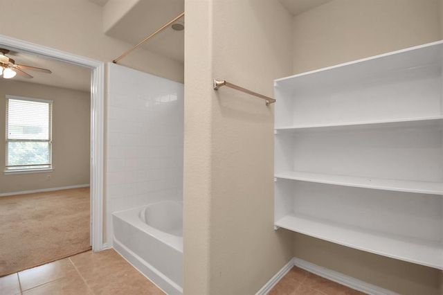 1605 Summer City, Houston, TX 77047