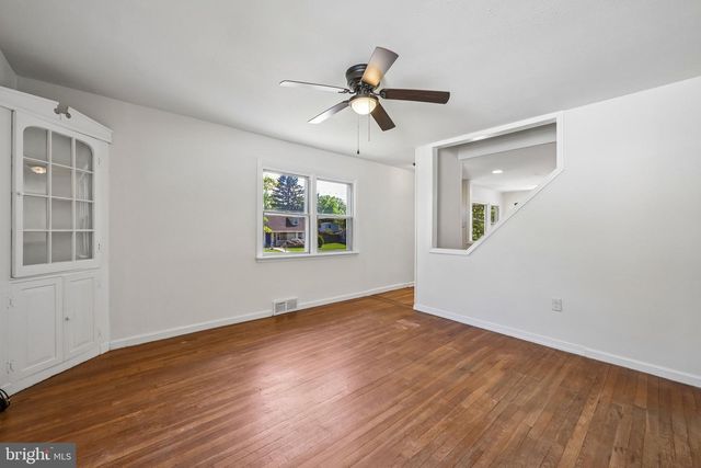 515 DEVON RD, Moorestown, NJ 08057
