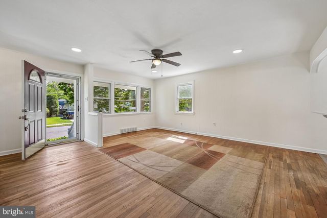 515 DEVON RD, Moorestown, NJ 08057