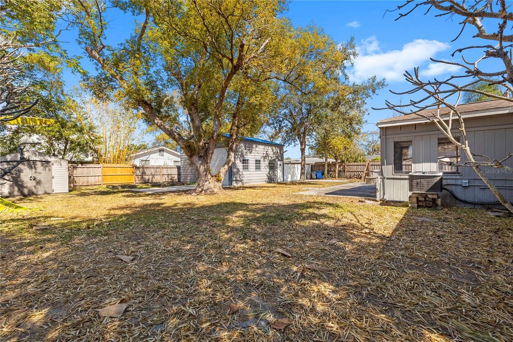 Image 40 of property listing at 7002 53RD STREET N, Pinellas Park, FL 33781