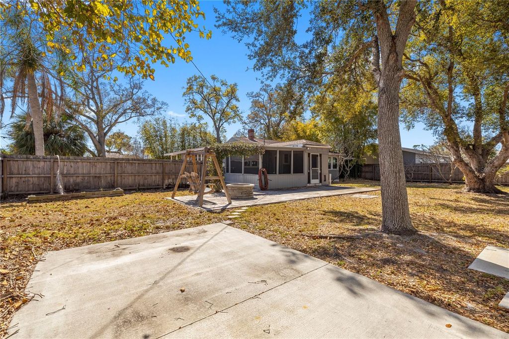 Image 41 of property listing at 7002 53RD STREET N, Pinellas Park, FL 33781