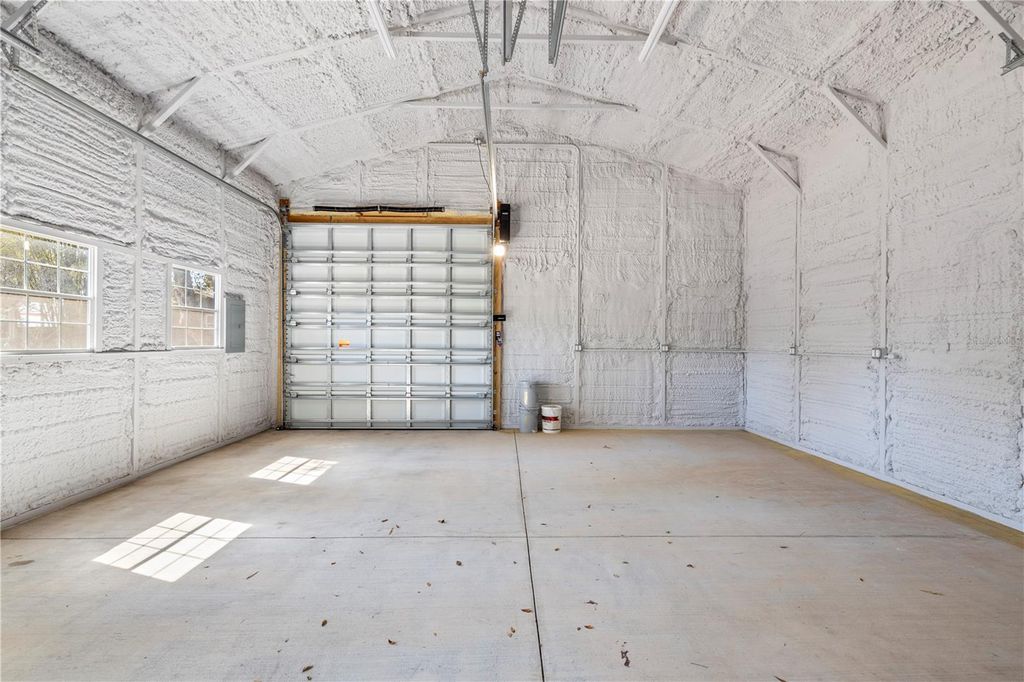 Image 45 of property listing at 7002 53RD STREET N, Pinellas Park, FL 33781