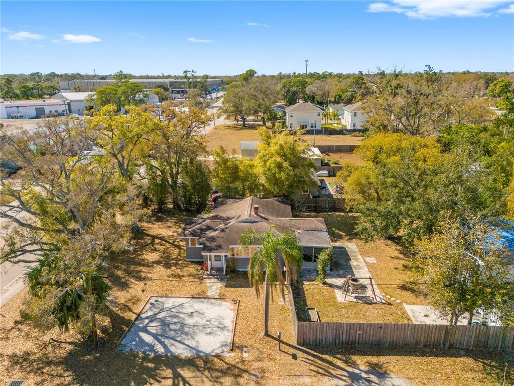 Image 51 of property listing at 7002 53RD STREET N, Pinellas Park, FL 33781