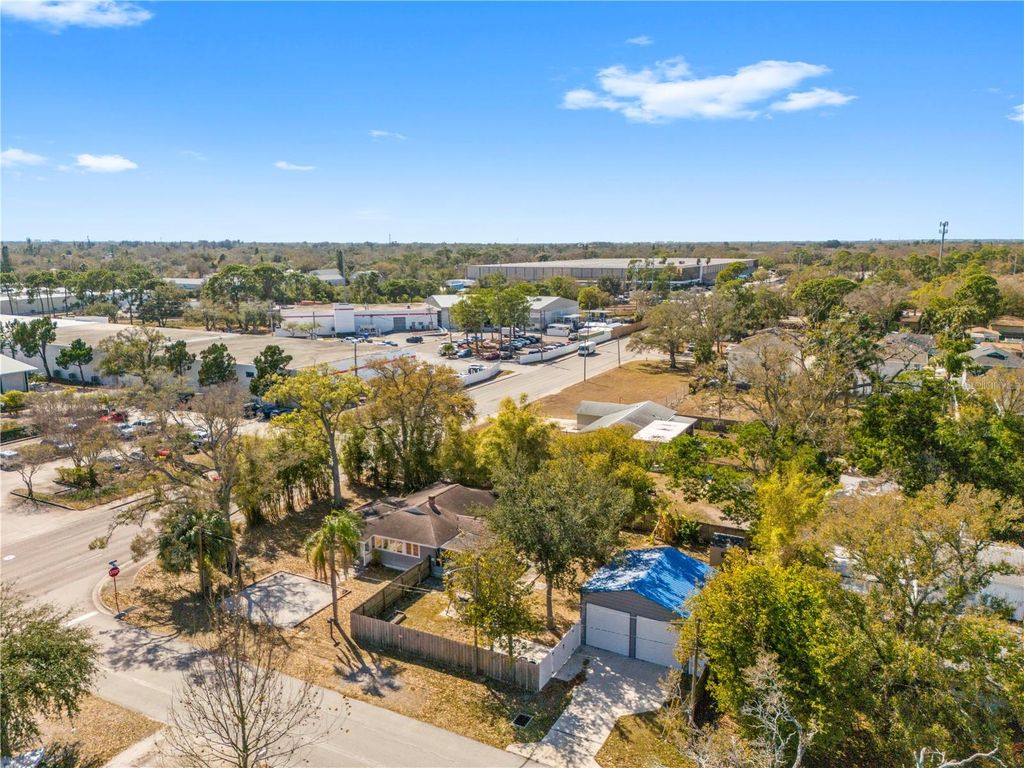 Image 54 of property listing at 7002 53RD STREET N, Pinellas Park, FL 33781