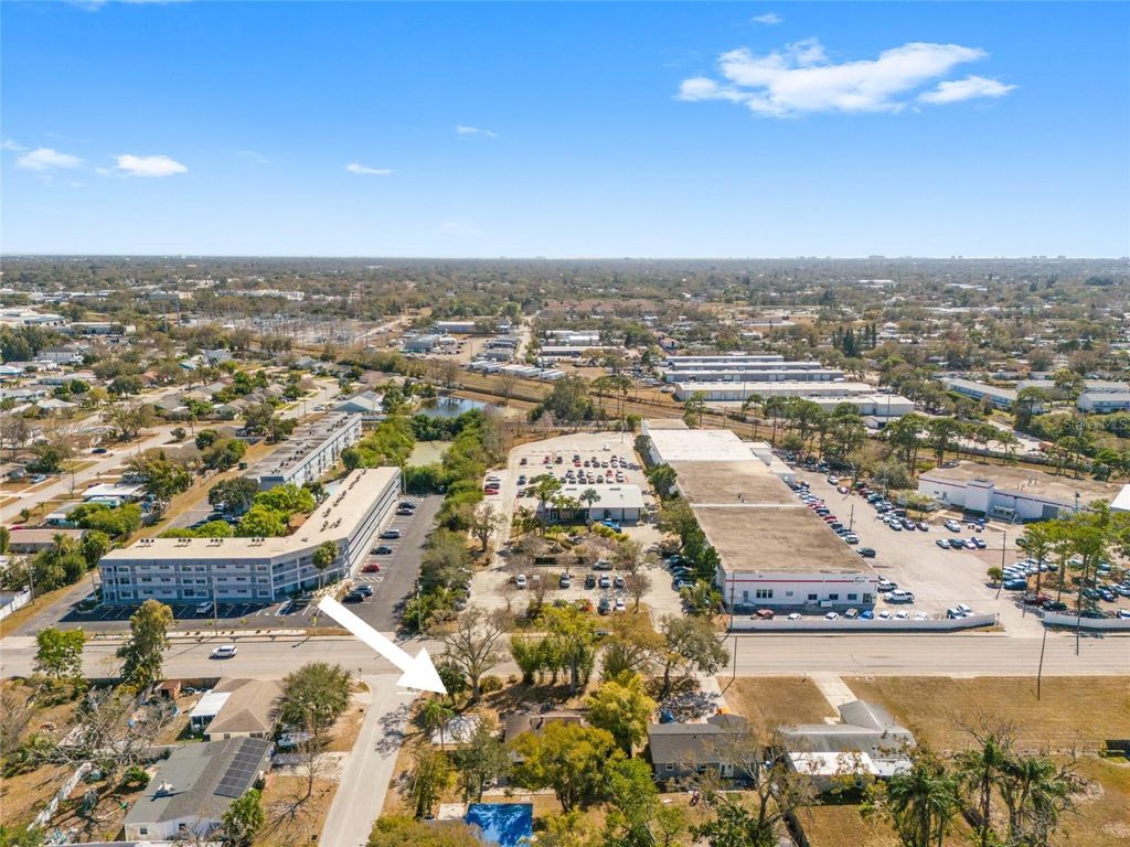 Image 60 of property listing at 7002 53RD STREET N, Pinellas Park, FL 33781