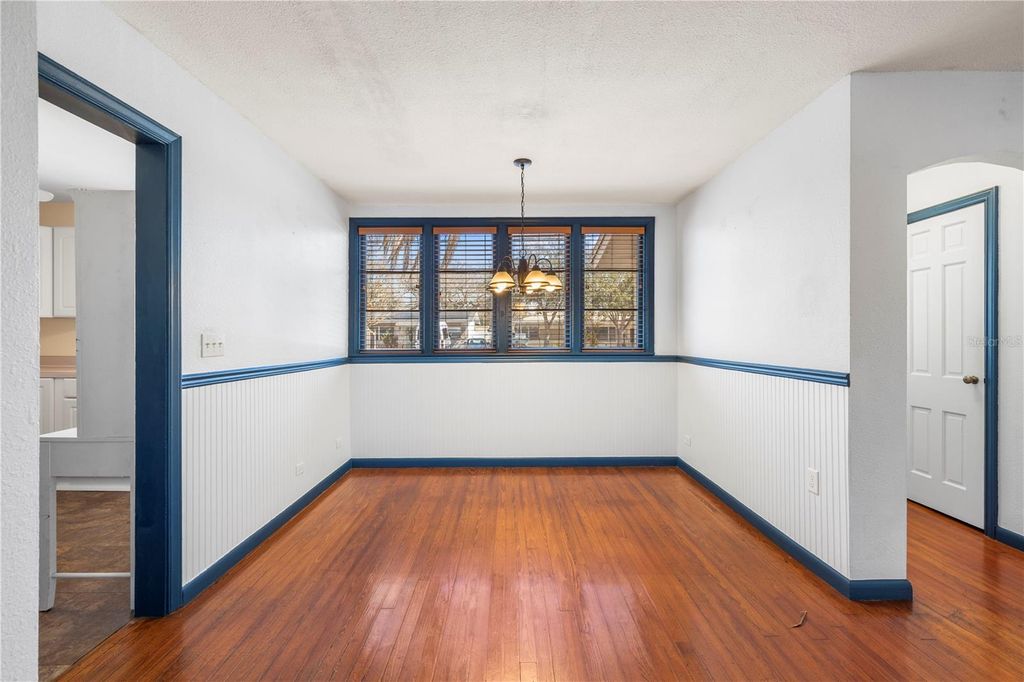 Image 7 of property listing at 7002 53RD STREET N, Pinellas Park, FL 33781