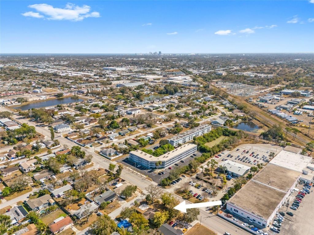 Image 62 of property listing at 7002 53RD STREET N, Pinellas Park, FL 33781