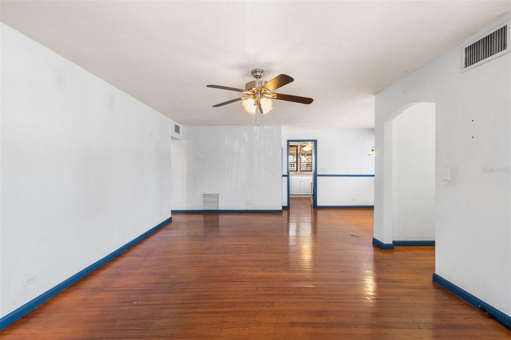 Image 10 of property listing at 7002 53RD STREET N, Pinellas Park, FL 33781