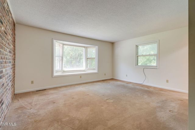 900 Jordan Road, Elizabethton, TN 37643