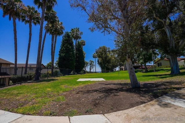 8166 Paradise Valley Ct., Spring Valley, CA 91977