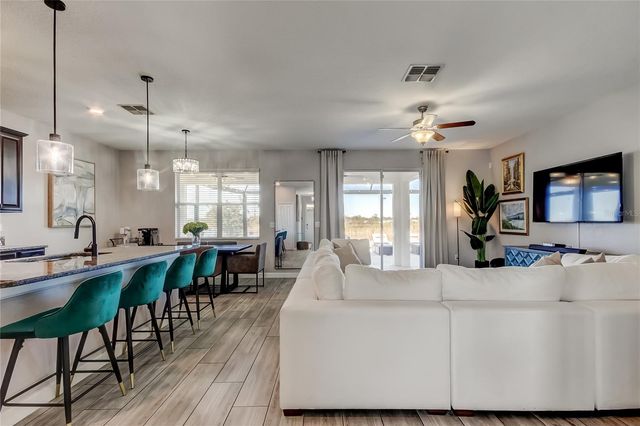 10222 COUNT FLEET DRIVE, Ruskin, FL 33573