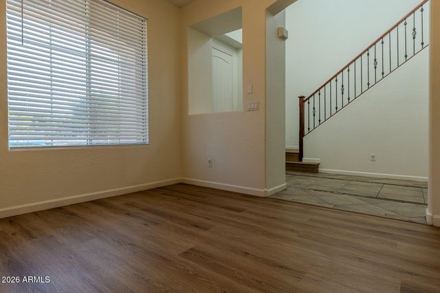 2051 E CARLA VISTA Drive, Chandler, AZ 85225