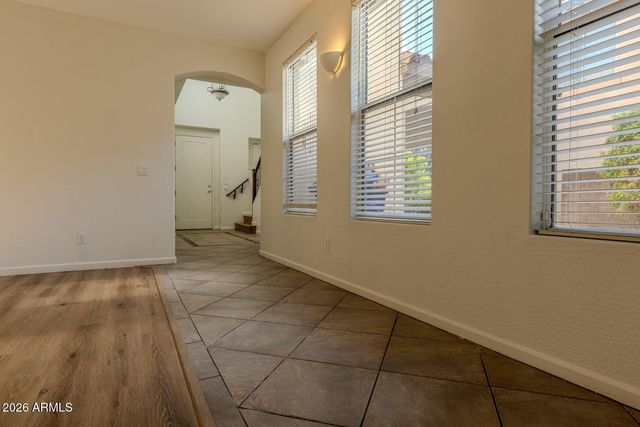 2051 E CARLA VISTA Drive, Chandler, AZ 85225