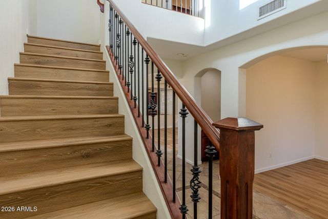 2051 E CARLA VISTA Drive, Chandler, AZ 85225
