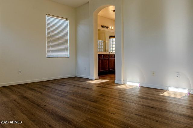 2051 E CARLA VISTA Drive, Chandler, AZ 85225