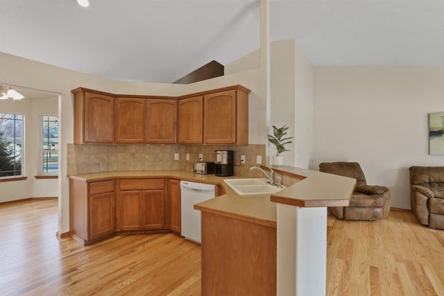 14316 E 31st Ln, Spokane Valley, WA 99037