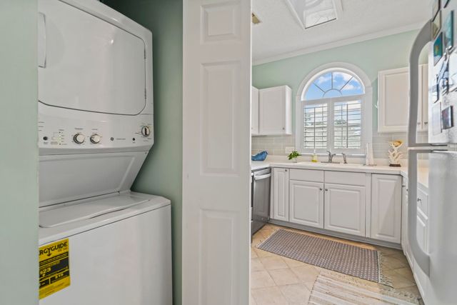 4741 Wild Iris Dr Apt 202, Myrtle Beach, SC 29577