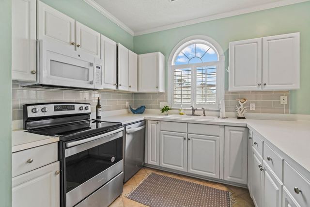 4741 Wild Iris Dr Apt 202, Myrtle Beach, SC 29577