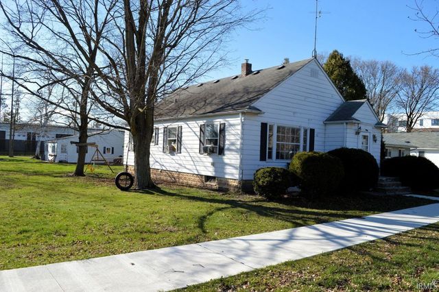 913 S 10th Street, Goshen, IN 46526