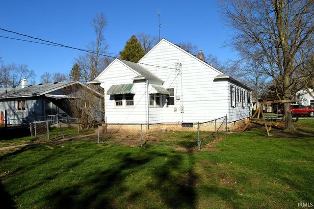 913 S 10th Street, Goshen, IN 46526