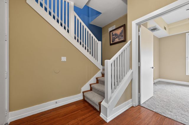 5055 Addison Circle 713, Addison, TX 75001