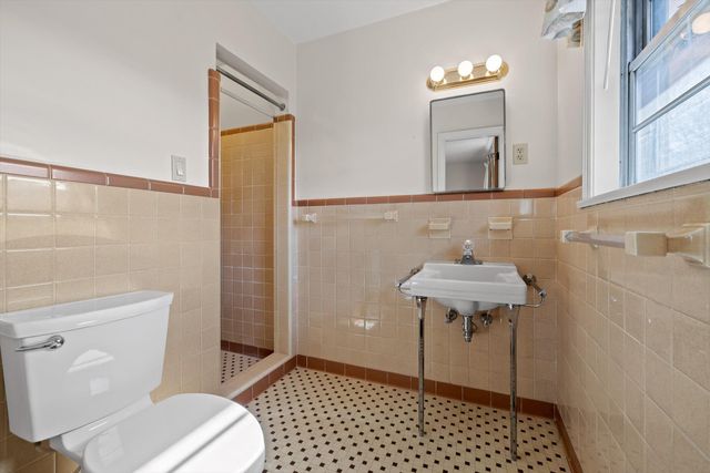 828 Belvoir Avenue, Chattanooga, TN 37412