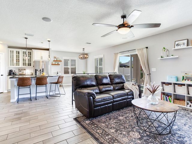 1763 OAK HAMMOCK COURT, Lutz, FL 33558