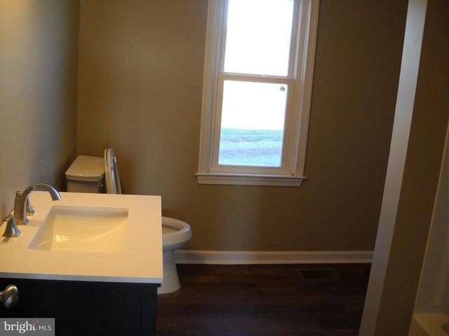 662 PASSAGE RD, Winchester, VA 22602