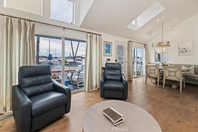 58 Beach, Newport Beach, CA 92663