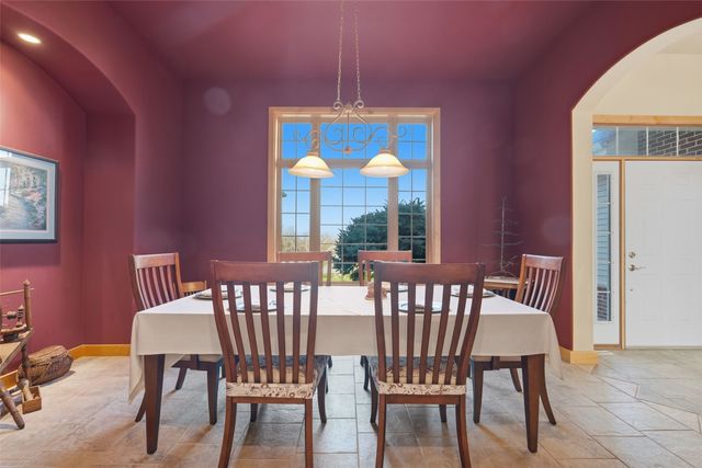 2502 River Run Court, Cedar Rapids, IA 52411