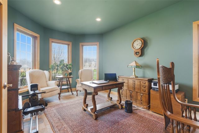 2502 River Run Court, Cedar Rapids, IA 52411