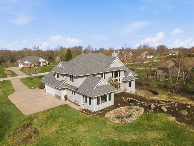 2502 River Run Court, Cedar Rapids, IA 52411
