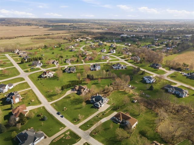 2502 River Run Court, Cedar Rapids, IA 52411