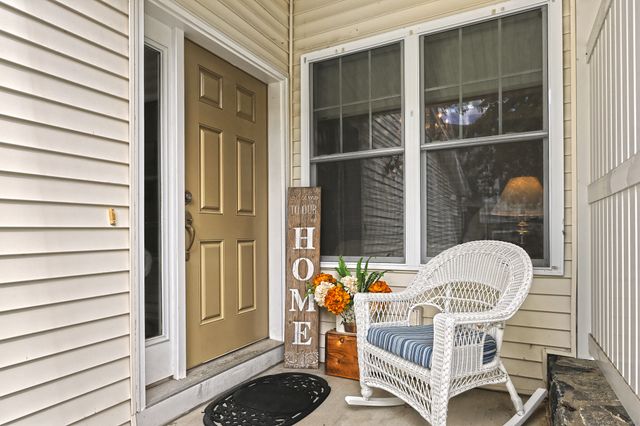 160 Kyles Way 160, Shelton, CT 06484