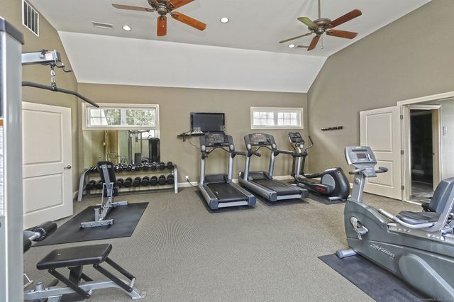 160 Kyles Way 160, Shelton, CT 06484