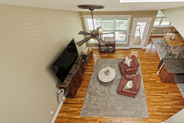 160 Kyles Way 160, Shelton, CT 06484