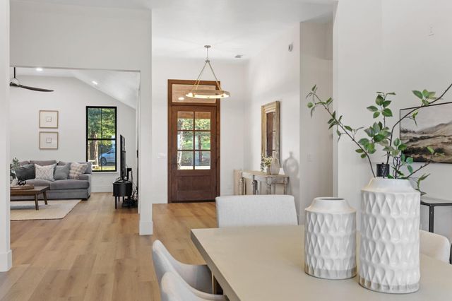 223 Spring Ln, Newcastle, CA 95658