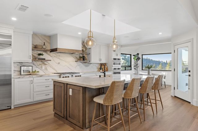 223 Spring Ln, Newcastle, CA 95658