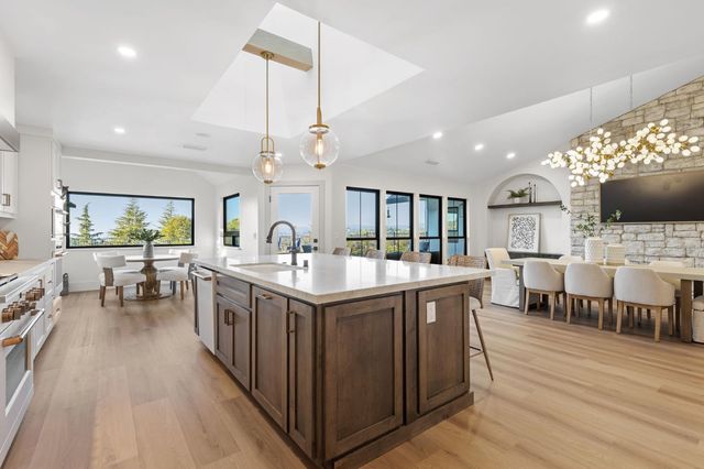 223 Spring Ln, Newcastle, CA 95658