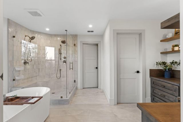 223 Spring Ln, Newcastle, CA 95658