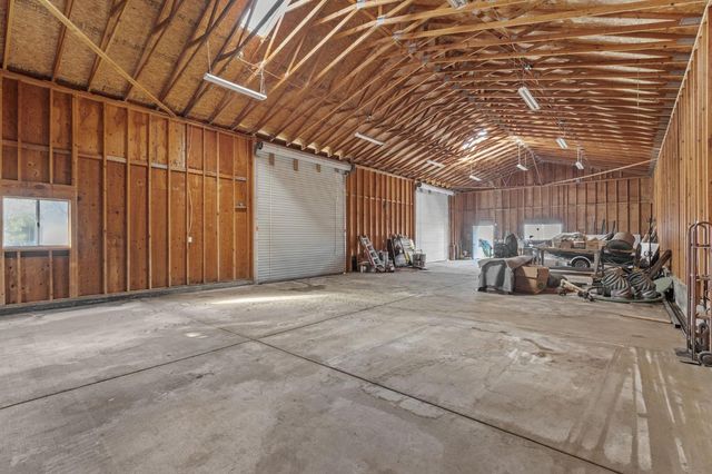 223 Spring Ln, Newcastle, CA 95658