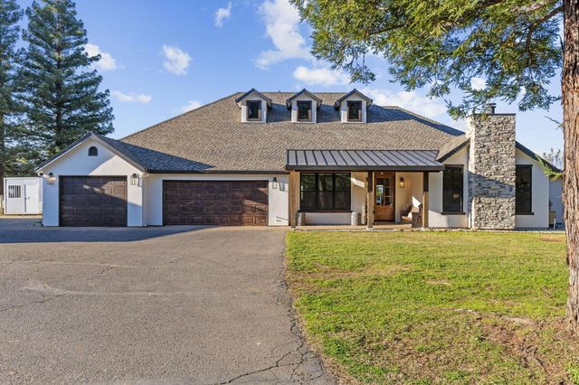 223 Spring Ln, Newcastle, CA 95658