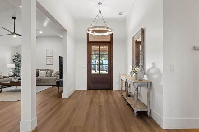 223 Spring Ln, Newcastle, CA 95658