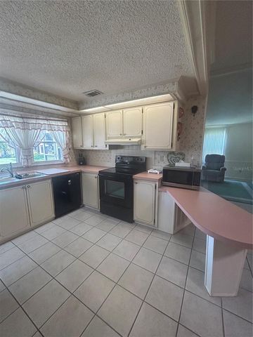 1708 LILLY LANE, The Villages, FL 32159