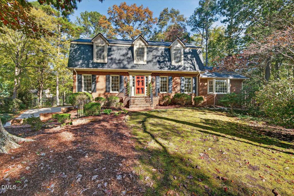 606 Emory Drive, Chapel Hill, NC 27517