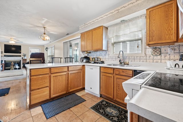 2215 Ring Necked Drive, Indianapolis, IN 46234